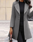 Kate | Sleek Buttoned Coat