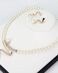 Linda | Pearl Necklace + Earrings