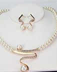 Linda | Pearl Necklace + Earrings