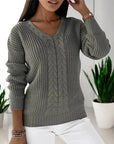 Tessa | Classic V-Neck Sweater